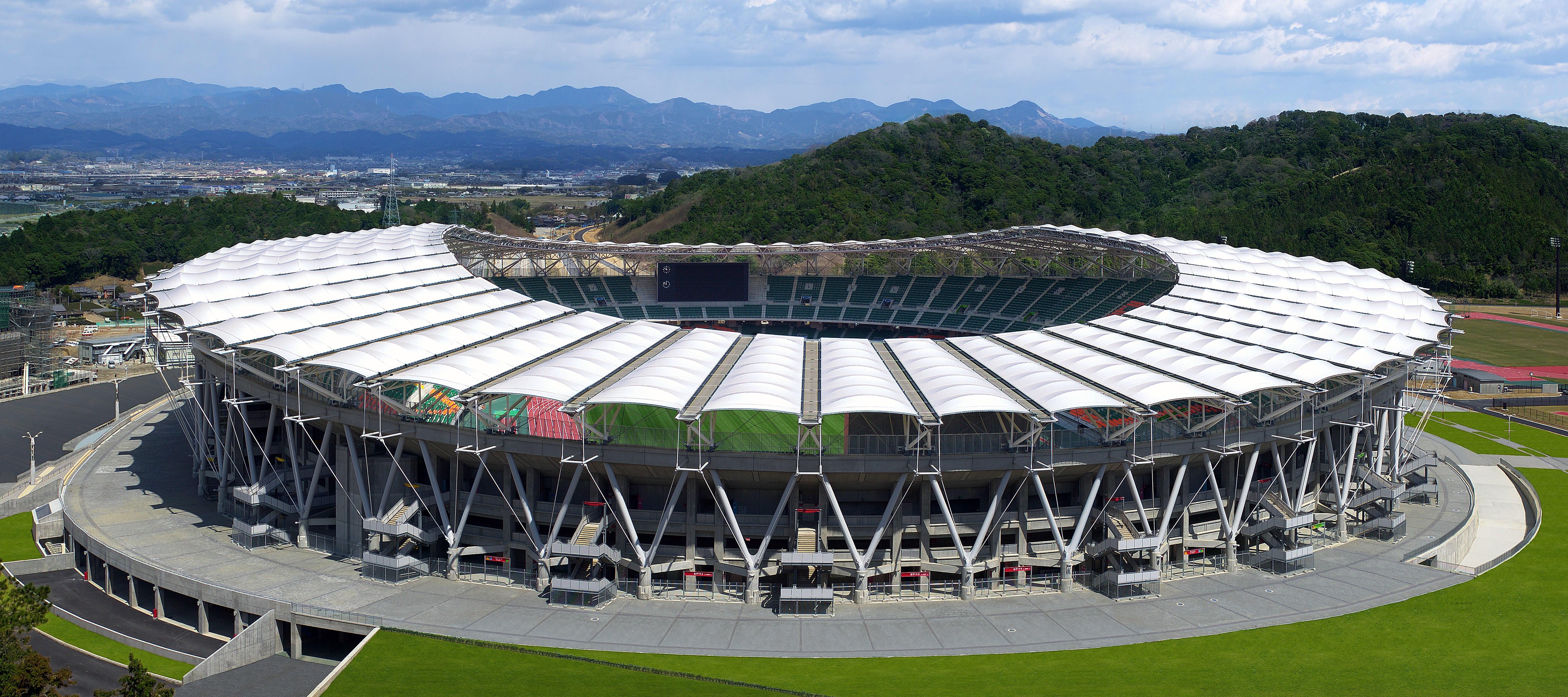 ラグビーワールドカップの開催会場の静岡県袋井市が、外国人受入れに向けホームステイなど新しい取組を進める